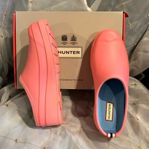 Hunter Women’s Clogs